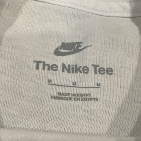 NWT Nike Christmas Shirt size medium - Picture 4 of 5